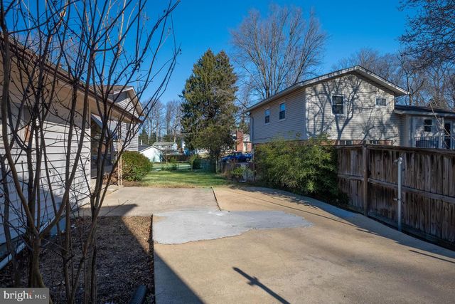 12725 BUSHEY DR, Silver Spring, MD 20906