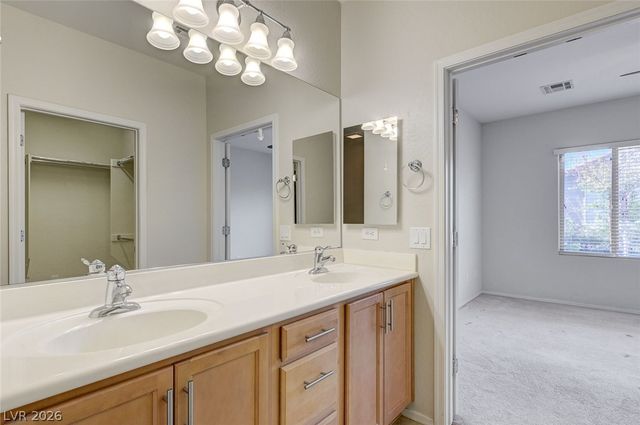 6092 Tokara Avenue, Las Vegas, NV 89122