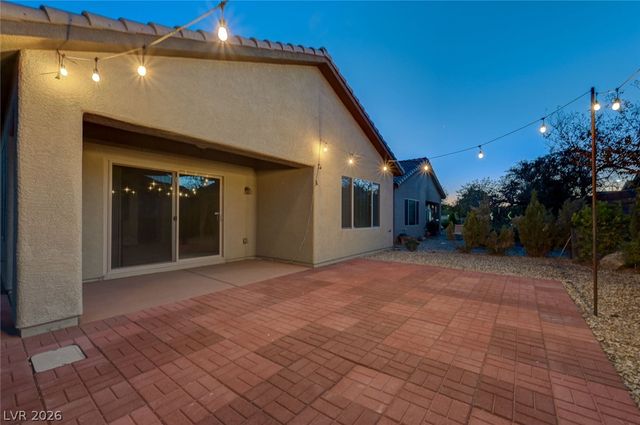 6092 Tokara Avenue, Las Vegas, NV 89122
