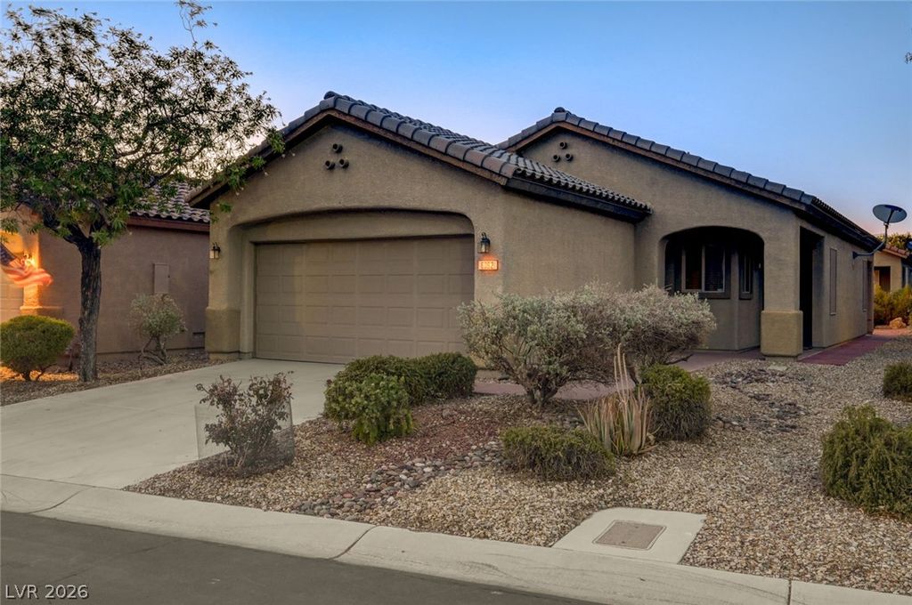 6092 Tokara Avenue, Las Vegas, NV 89122