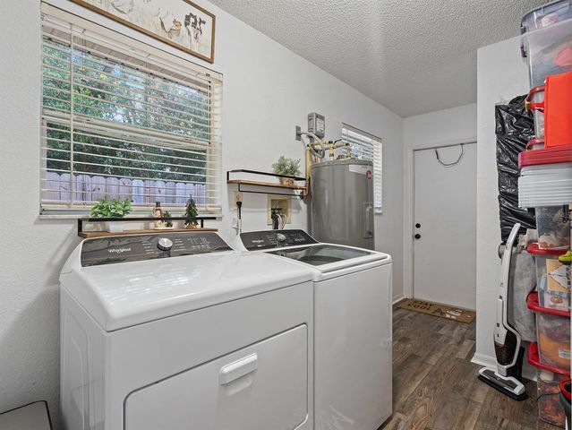 25336 SAINT ANNE STREET, Sorrento, FL 32776