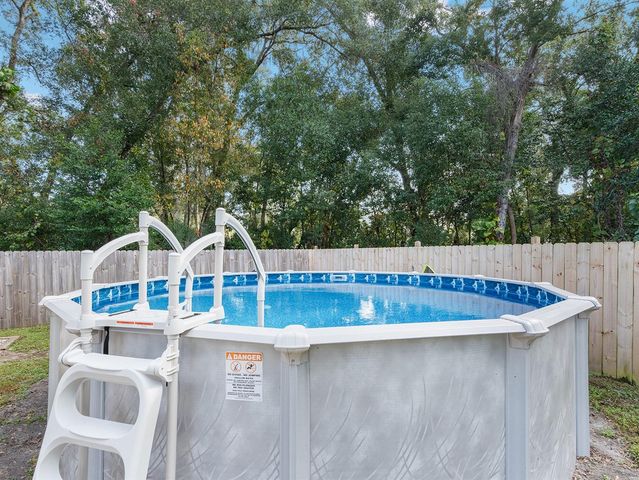 25336 SAINT ANNE STREET, Sorrento, FL 32776