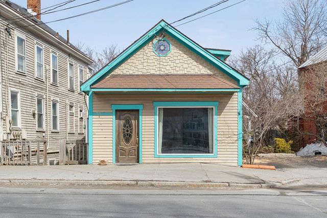 53 Main Street, Plainfield, VT 05667