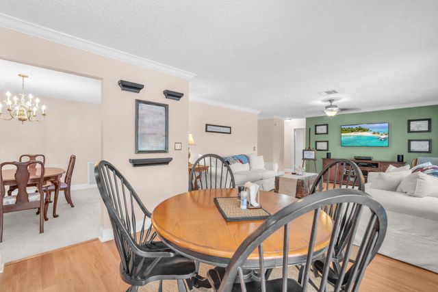 8235 NW 5th Street, Coral Springs, FL 33071
