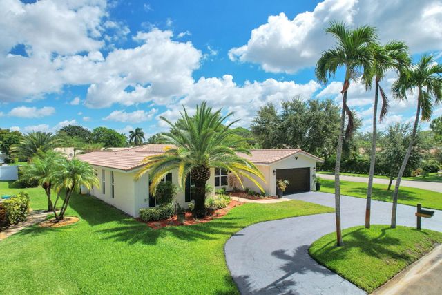 8235 NW 5th Street, Coral Springs, FL 33071