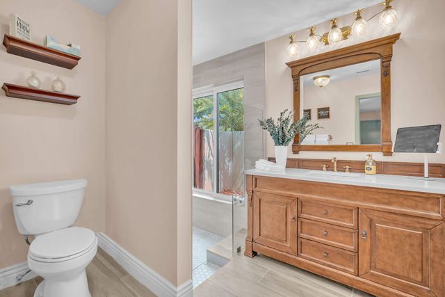 8235 NW 5th Street, Coral Springs, FL 33071