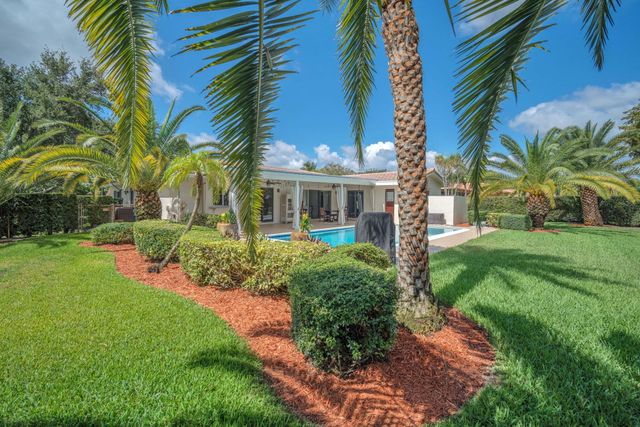 8235 NW 5th Street, Coral Springs, FL 33071