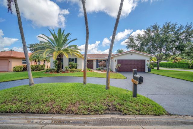 8235 NW 5th Street, Coral Springs, FL 33071