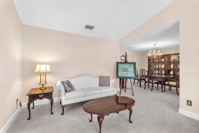 8235 NW 5th Street, Coral Springs, FL 33071