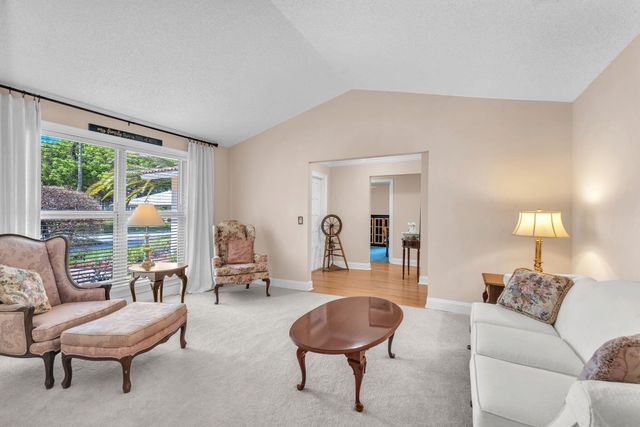 8235 NW 5th Street, Coral Springs, FL 33071