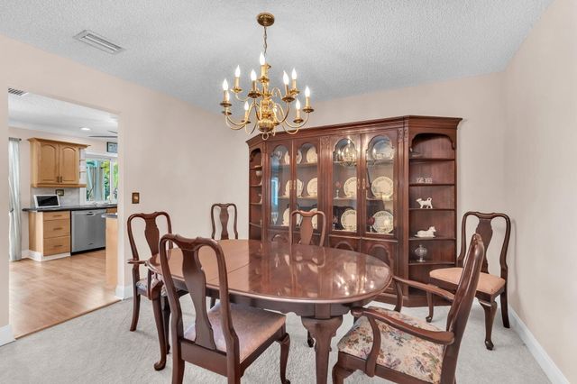 8235 NW 5th Street, Coral Springs, FL 33071