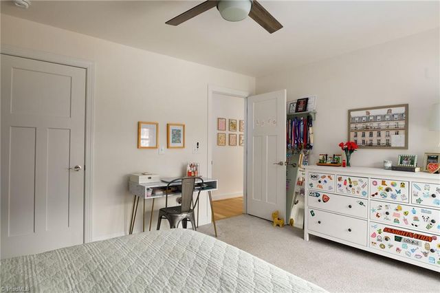 220 Quail Run Drive, Clemmons, NC 27012