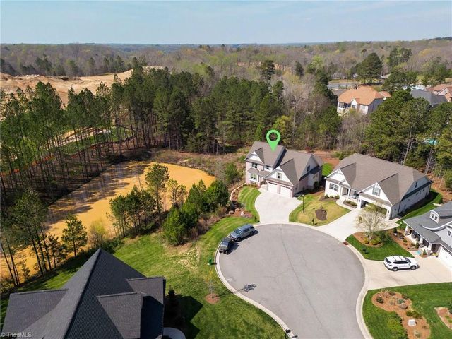 220 Quail Run Drive, Clemmons, NC 27012