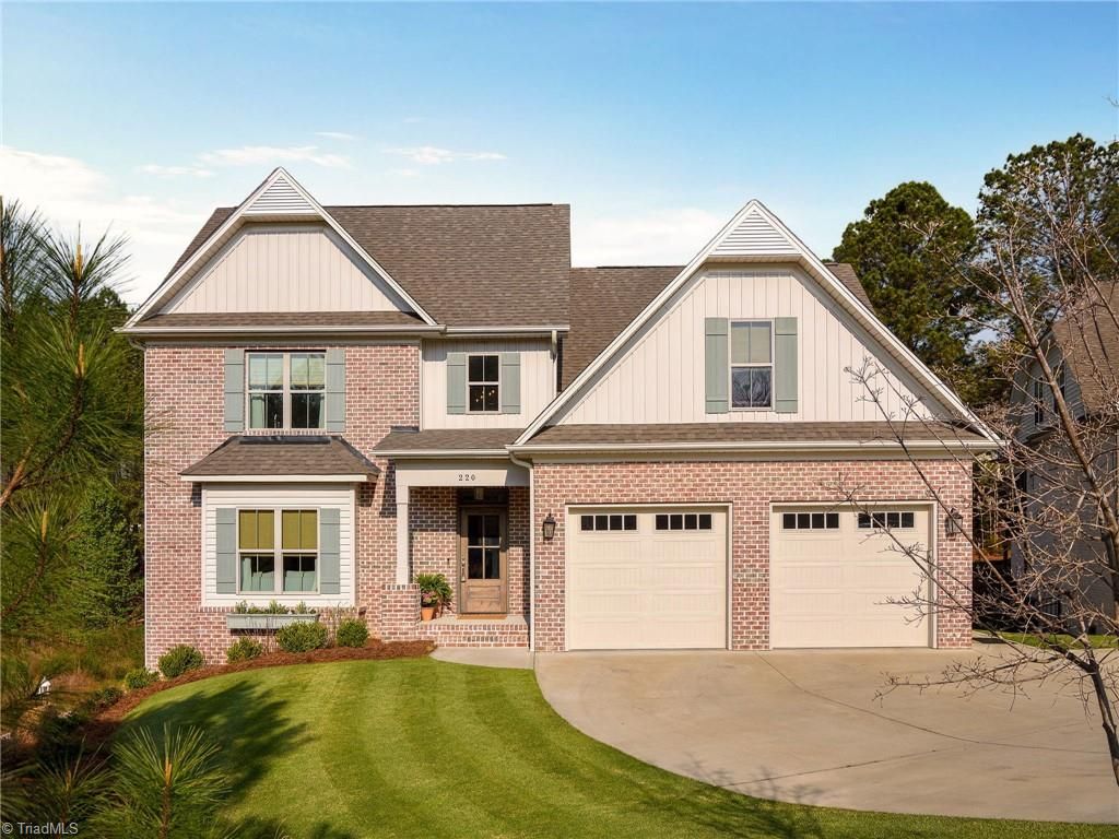 220 Quail Run Drive, Clemmons, NC 27012
