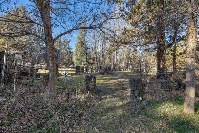 63425 Deschutes Market Road, Bend, OR 97701