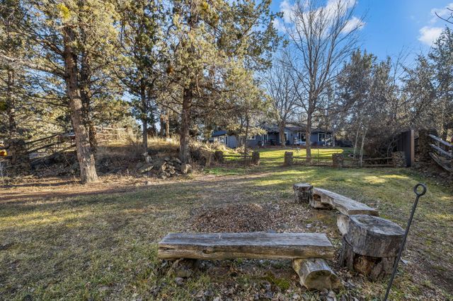63425 Deschutes Market Road, Bend, OR 97701