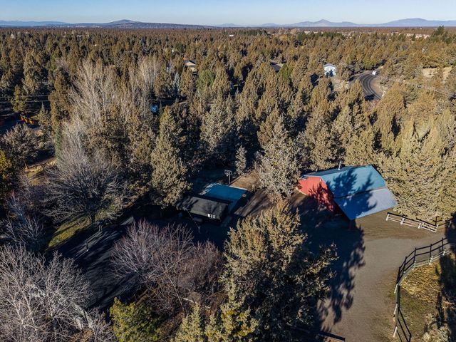 63425 Deschutes Market Road, Bend, OR 97701
