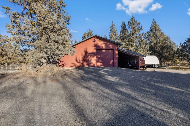 63425 Deschutes Market Road, Bend, OR 97701