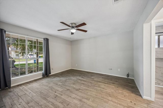 16723 Colony Bend Drive, Friendswood, TX 77546