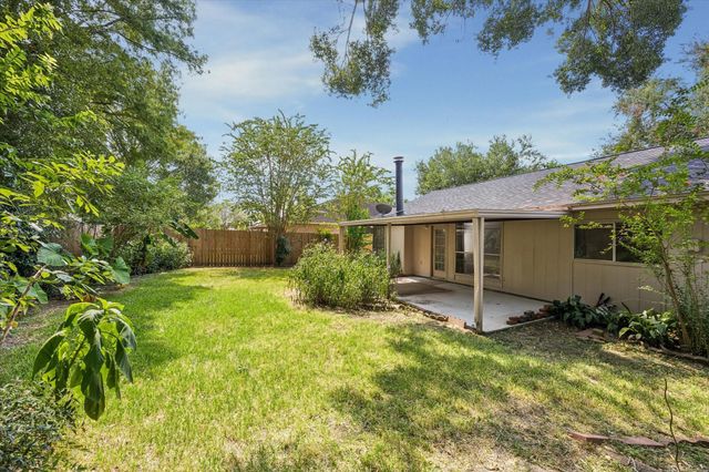 16723 Colony Bend Drive, Friendswood, TX 77546