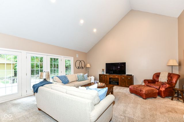 7620 Dean Road, Indianapolis, IN 46240