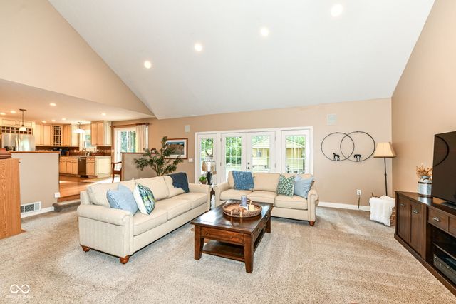 7620 Dean Road, Indianapolis, IN 46240