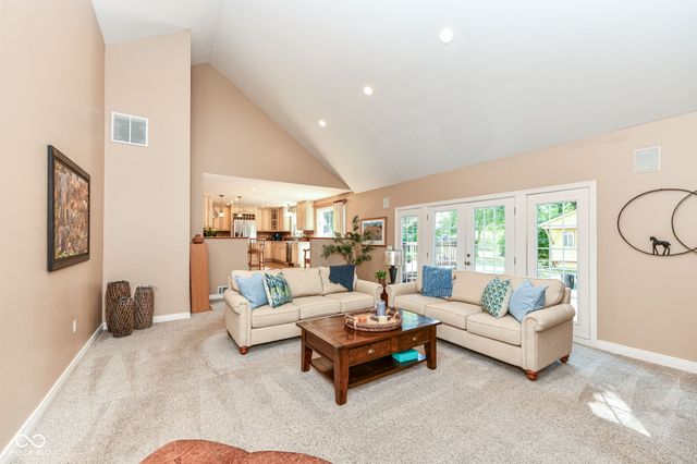 7620 Dean Road, Indianapolis, IN 46240