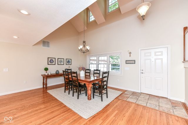 7620 Dean Road, Indianapolis, IN 46240