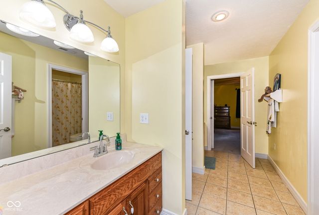 7620 Dean Road, Indianapolis, IN 46240