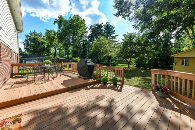 7620 Dean Road, Indianapolis, IN 46240