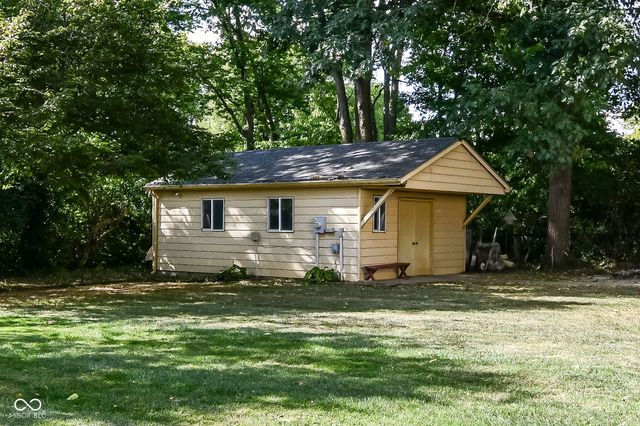 7620 Dean Road, Indianapolis, IN 46240