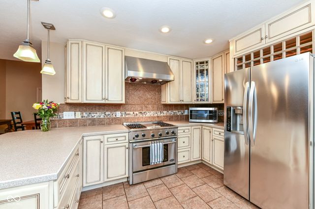 7620 Dean Road, Indianapolis, IN 46240