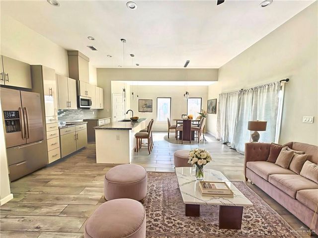 8706 Pink Flamingo, Harlingen, TX 78552