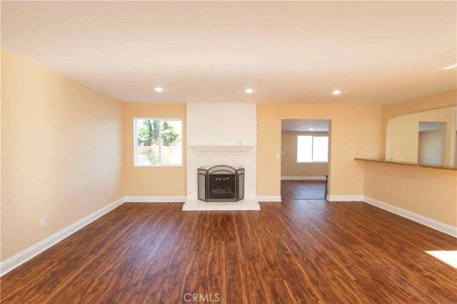 22336 Saticoy, Canoga Park, CA 91303