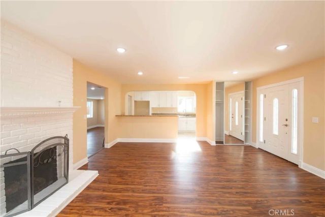 22336 Saticoy, Canoga Park, CA 91303