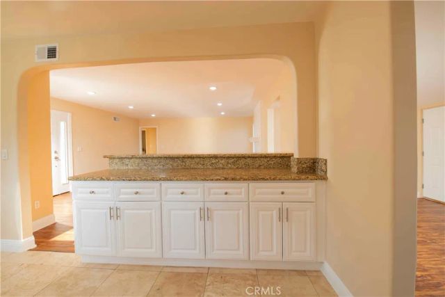 22336 Saticoy, Canoga Park, CA 91303