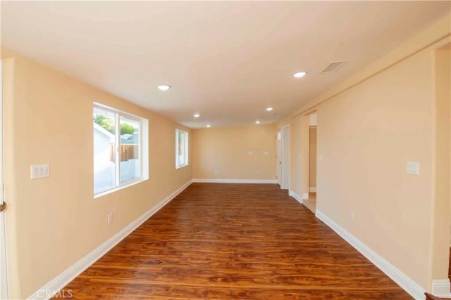 22336 Saticoy, Canoga Park, CA 91303
