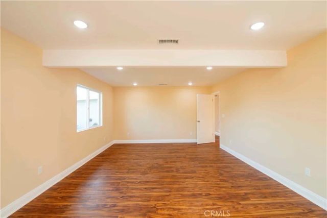 22336 Saticoy, Canoga Park, CA 91303