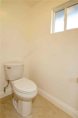 22336 Saticoy, Canoga Park, CA 91303