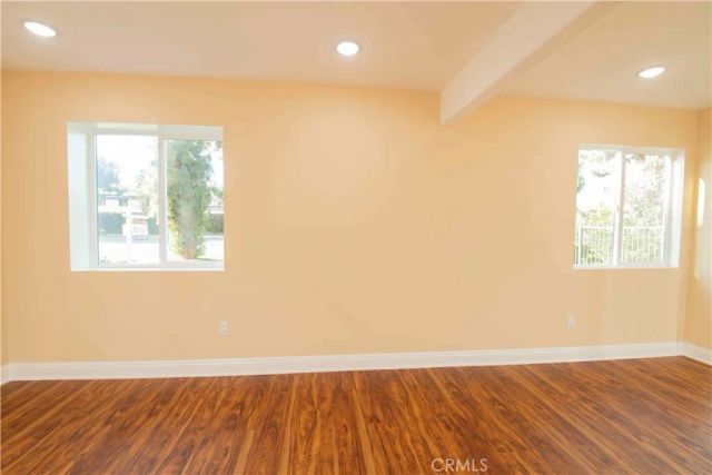 22336 Saticoy, Canoga Park, CA 91303