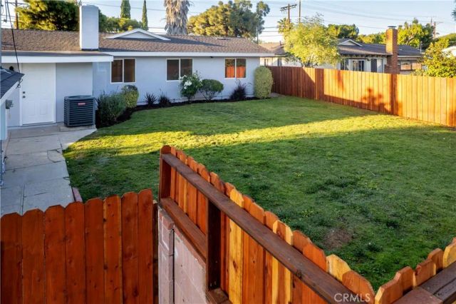 22336 Saticoy, Canoga Park, CA 91303