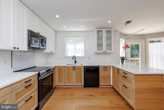 112 PINE CREST LN, Gordonsville, VA 22942