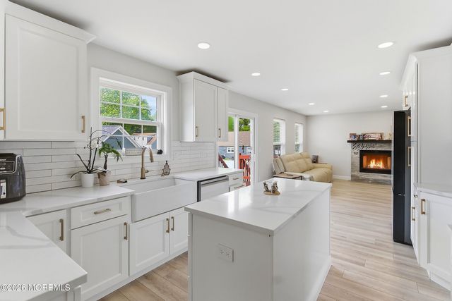 374 Mounts Mills Road E, Monroe, NJ 08831