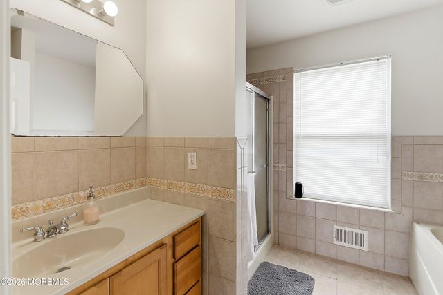 374 Mounts Mills Road E, Monroe, NJ 08831