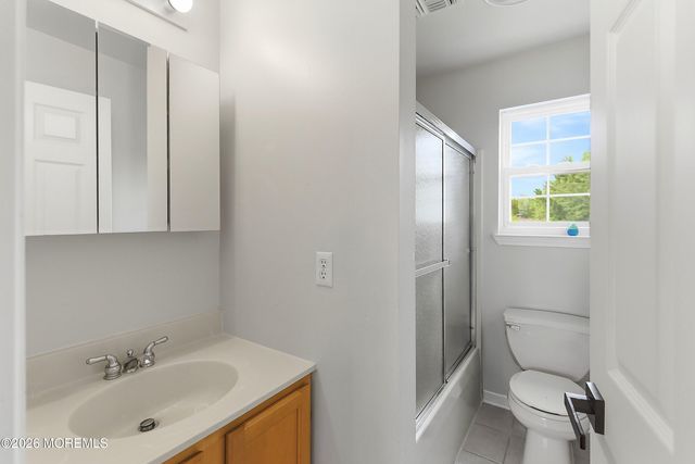 374 Mounts Mills Road E, Monroe, NJ 08831