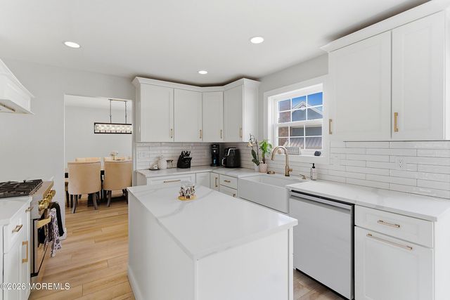 374 Mounts Mills Road E, Monroe, NJ 08831