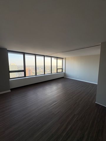 3930 N Pine Grove Avenue 2902, Chicago, IL 60613