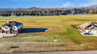 56 Espalier Drive, Decatur, TN 37322