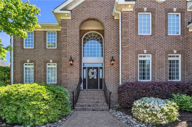 1301 Simon DR, Chesapeake, VA 23320