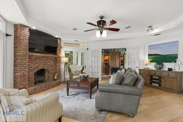 154 Sayle Lane, Richmond Hill, GA 31324